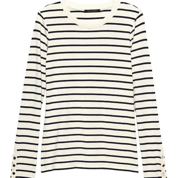 Banana Republic Tops - NWT Banana Republic Soft Button-Sleeve T-Shirt